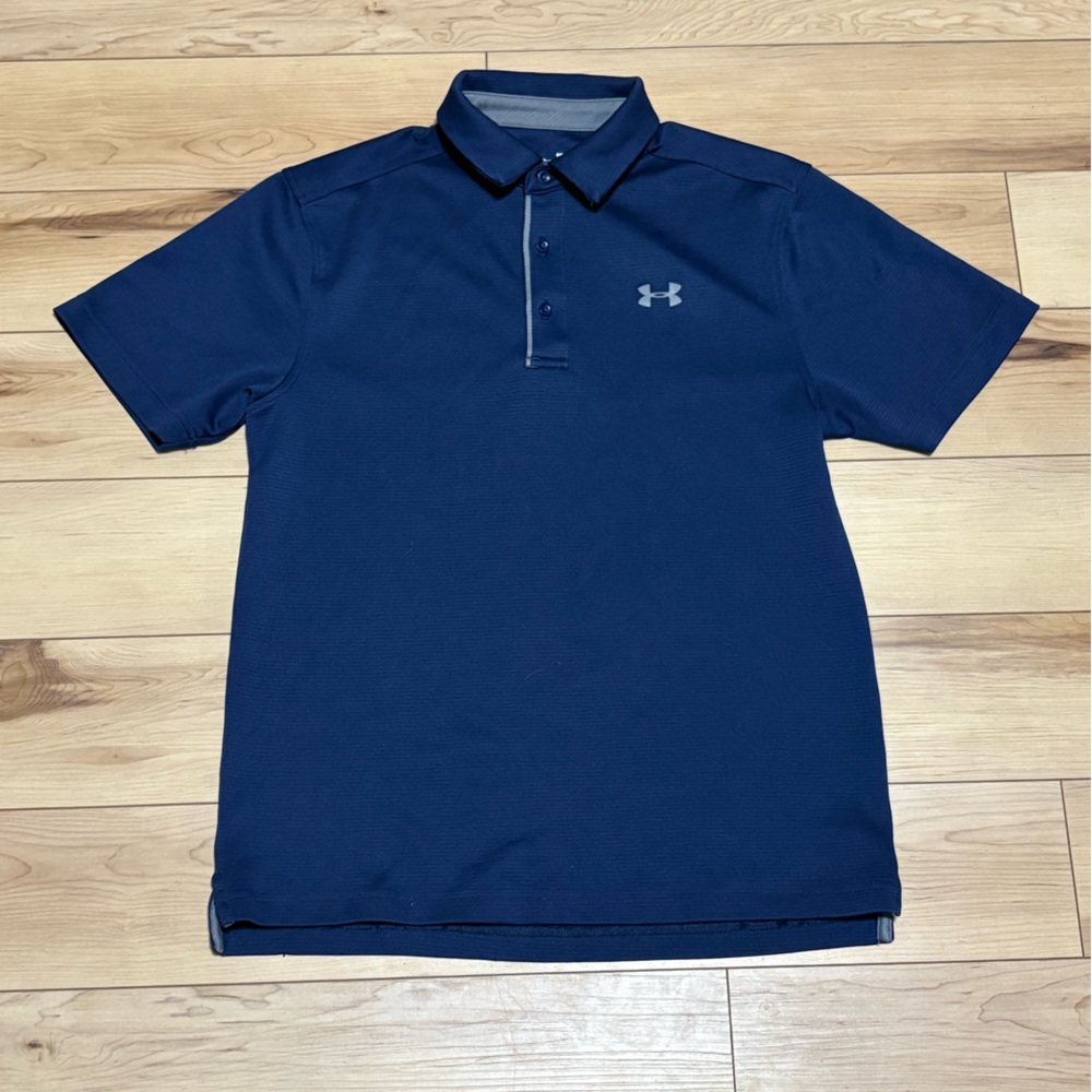 Men’s Small Under Armour Polo